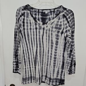 James Perse Scoop Neck Navy Blue and White Vertical Tie-Dye 3/4 Sleeve Top